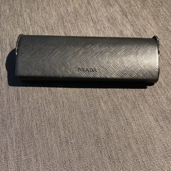 Prada eyeglass frames. 53 x 16 x 140 - Picture 6 of 7